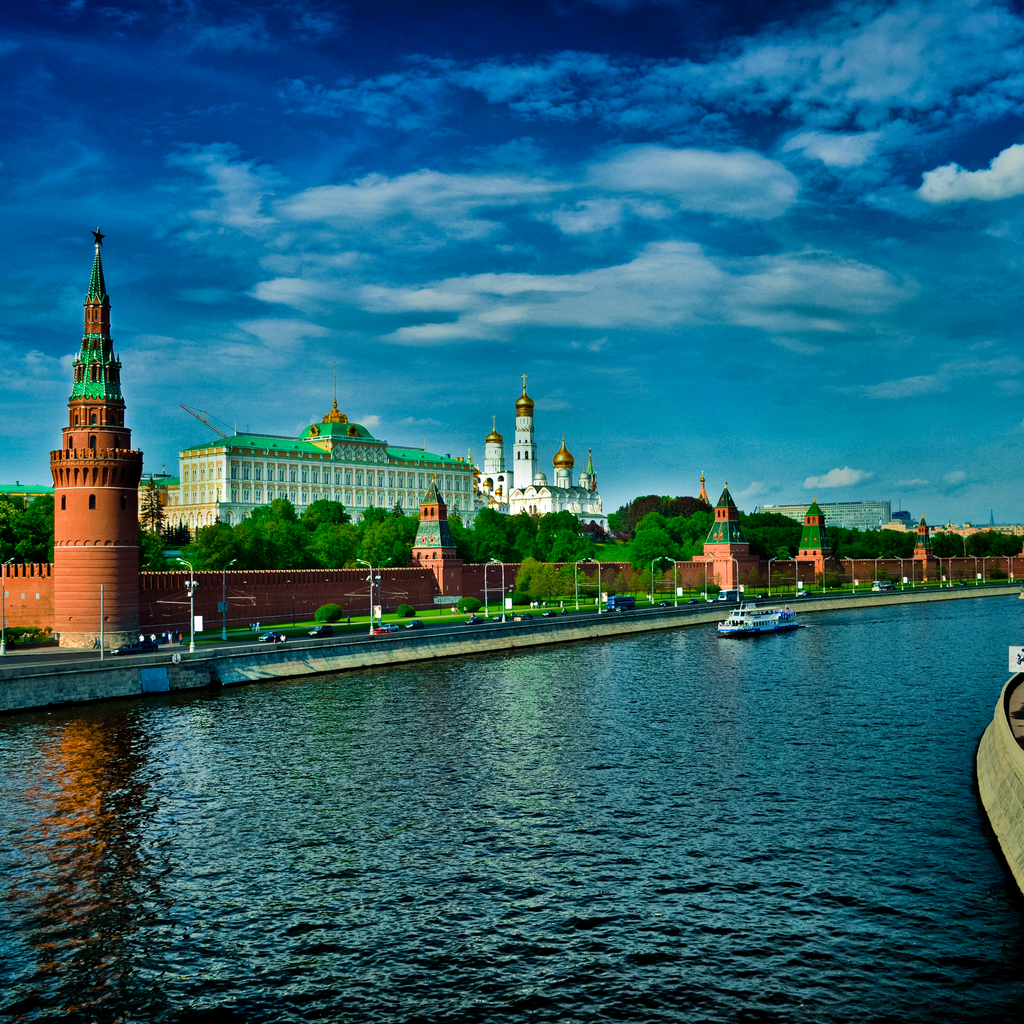 Москва город федерального значения. Московский Кремль. Московский Кремль 2001. Красная площадь и Москва река. Кремль фото Москва.